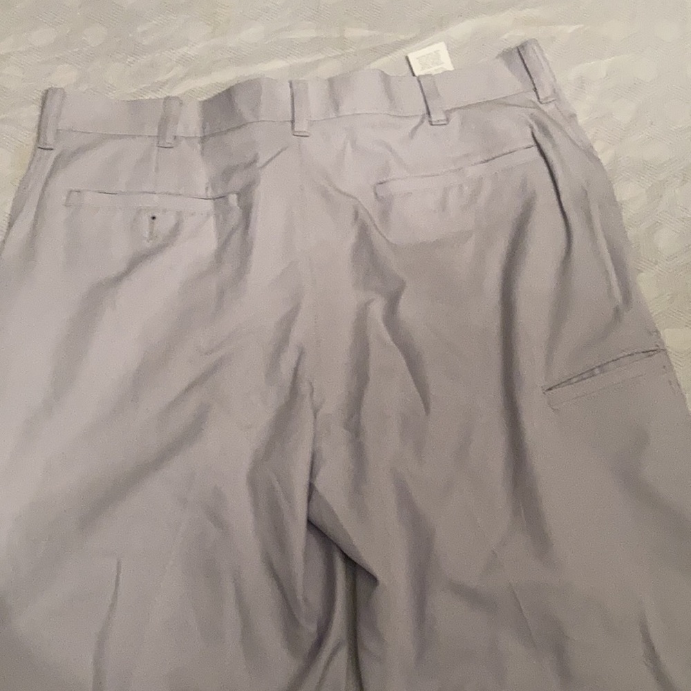 PGA Tour Golf Shorts - Picture 2 of 3